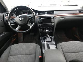 Skoda Superb foto 5