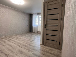 Apartament cu 3 camere, 65 m², Botanica, Chișinău foto 5