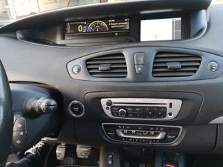 Renault Scenic foto 8