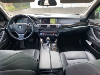 BMW 5 Series foto 5