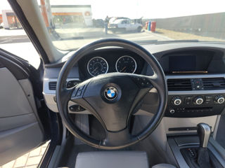 BMW 5 Series foto 8