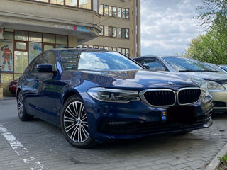 BMW 5 Series foto 1