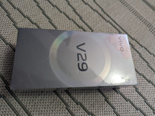 Vivo V 29 5G и Realme 11 Pro+ 12 gb. RAM / 512 ROM foto 7