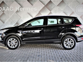 Ford Kuga foto 2