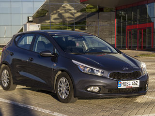 KIA Ceed foto 2