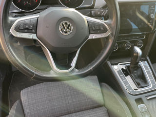 Volkswagen Passat foto 8