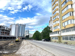 Spațiu comercial 306m2 foto 2