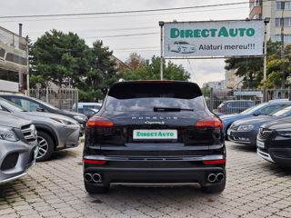 Porsche Cayenne foto 4