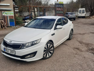 KIA Optima foto 1