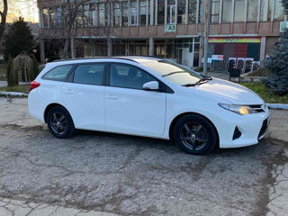 Toyota Auris foto 2