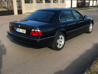 BMW 7 Series foto 5