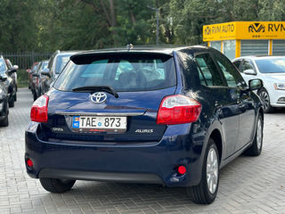 Toyota Auris foto 5