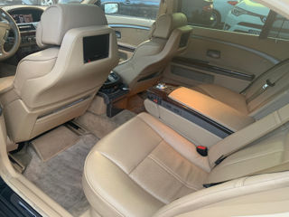 BMW 7 Series foto 17