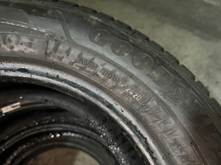 215/60/16 Goodyear foto 3