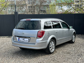 Opel Astra foto 3