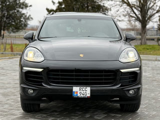 Porsche Cayenne foto 2