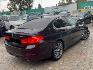 BMW 5 Series foto 4