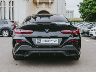 BMW 840d xDrive Gran Coupe negru sapphire foto 4