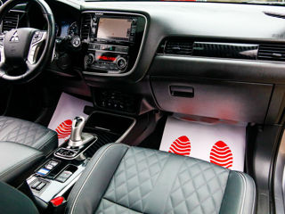 Mitsubishi Outlander фото 11