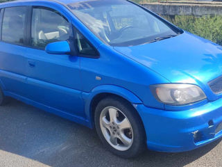 Opel Zafira foto 3