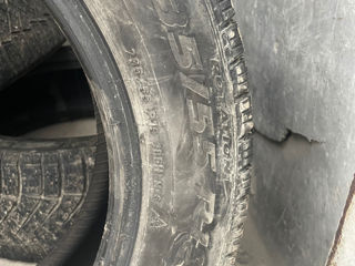 235/55/R19 Pirelli foto 2