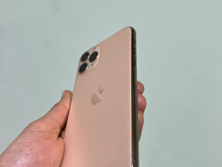 Iphone 11 Pro 256gb gold 89%battery foto 3