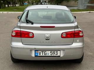 Renault Laguna foto 5