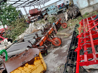 Vind tehnica agricola.tractor.remorca.cultivator.semanatoare.stropitoare.catoci.plug.etc foto 3