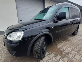 Opel Combo фото 2