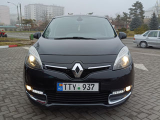 Renault Grand Scenic foto 3