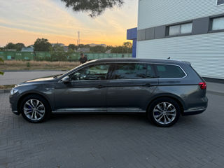 Volkswagen Passat foto 7