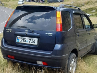 Suzuki Ignis foto 2