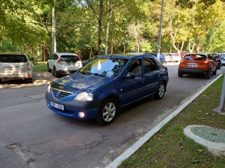 Dacia Logan foto 2