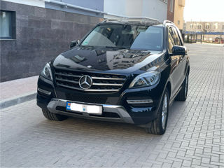 Mercedes M-Class foto 1