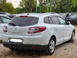 Renault Megane foto 2