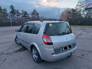 Renault Grand Scenic foto 4