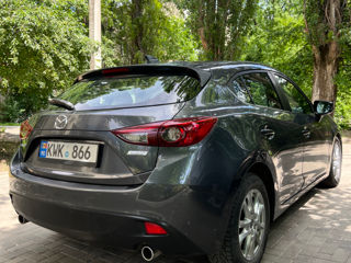 Mazda 3 foto 2