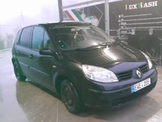 Renault Scenic foto 2