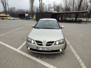 Nissan Almera foto 3