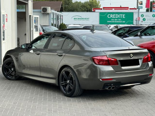 BMW 5 Series foto 3