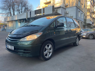 Toyota Previa foto 1