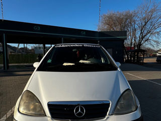 Mercedes A-Class foto 3