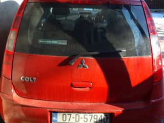 Mitsubishi Colt foto 3