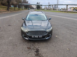 Ford Mondeo foto 2