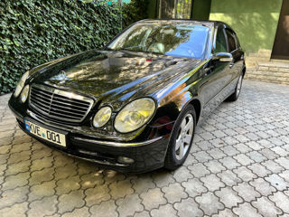 Mercedes E-Class foto 3