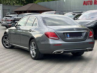 Mercedes E-Class foto 5