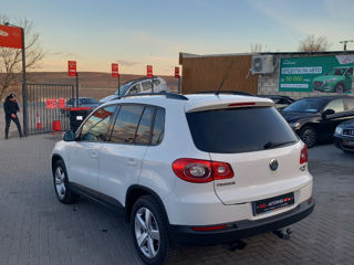 Volkswagen Tiguan foto 4