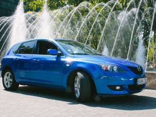 Mazda 3 foto 1