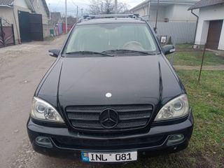 Mercedes M-Class foto 7