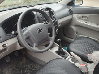 KIA Cerato foto 4